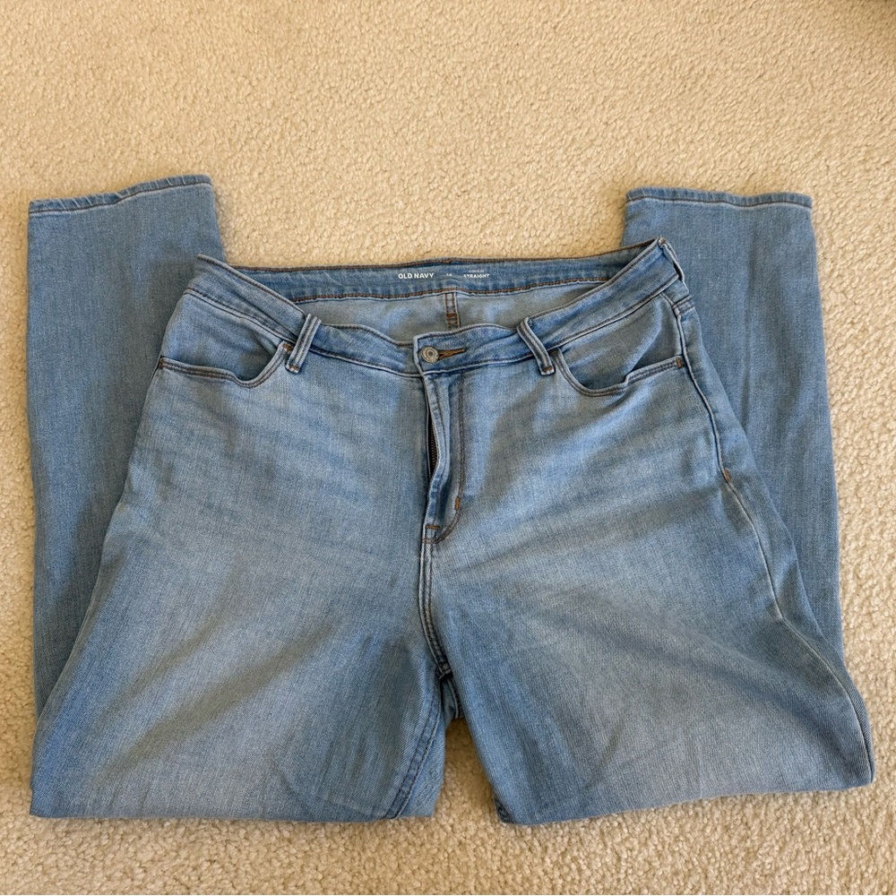 Old Navy High-Rise Straight Jean